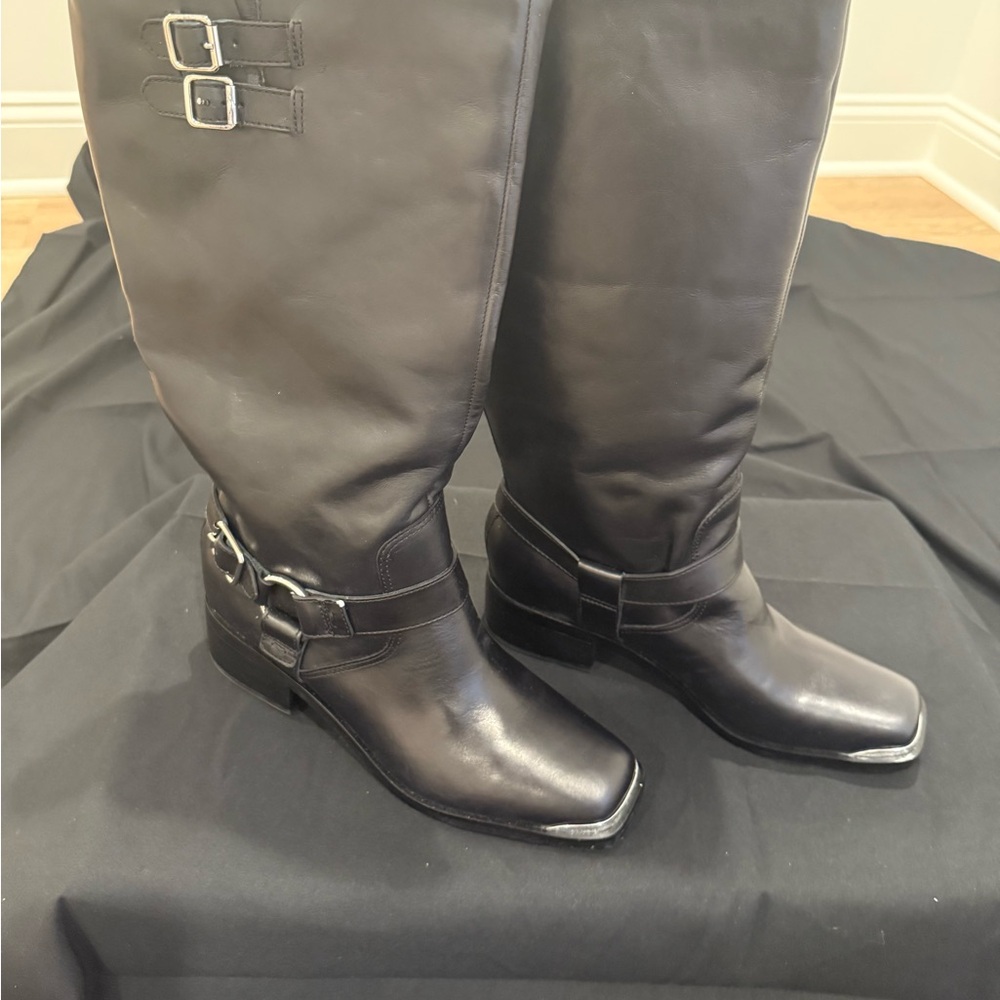 Dolce VitaBlack Leather Women's Boots